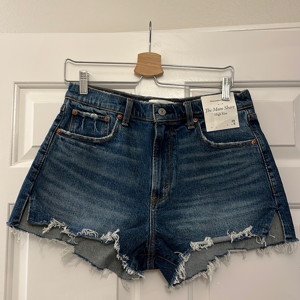 Abercrombie & Fitch The Mom High Rise Jean Short